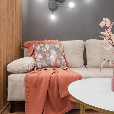 Bellona Studio Apartamento *