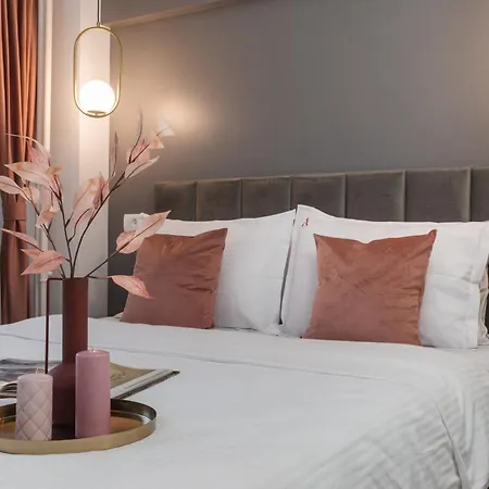 Bellona Studio * Bucureşti